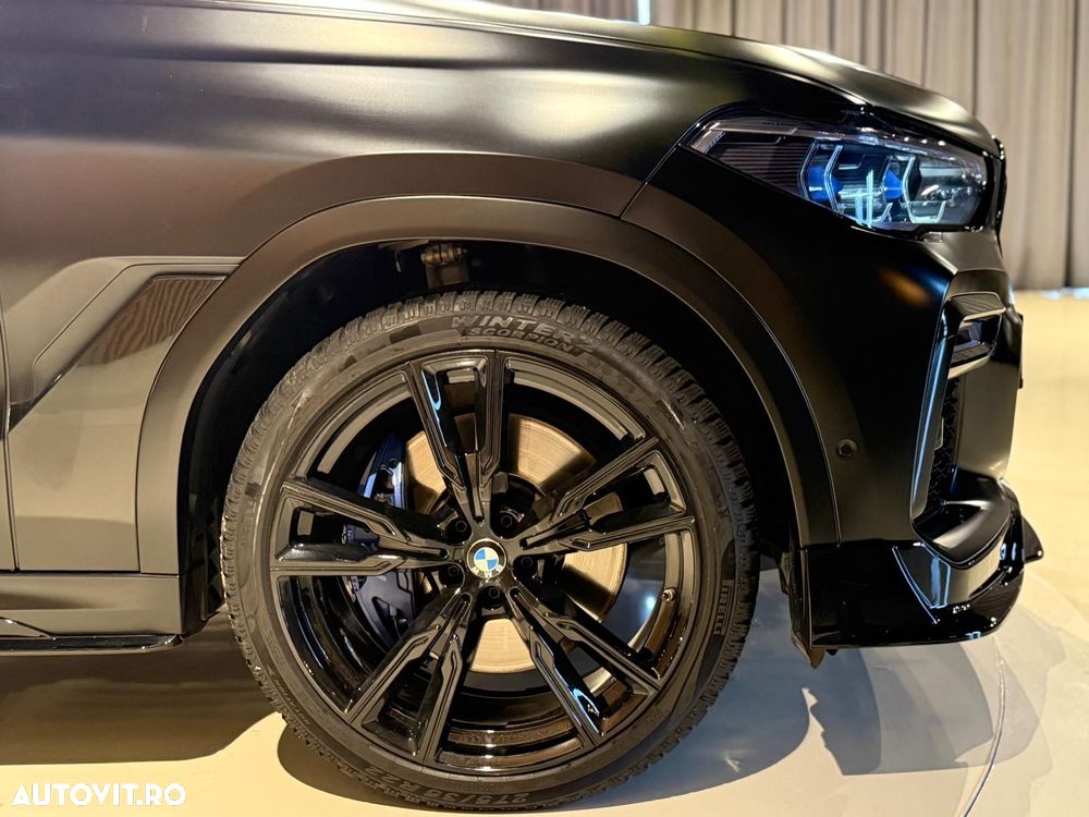 BMW X6 M M50i - 11