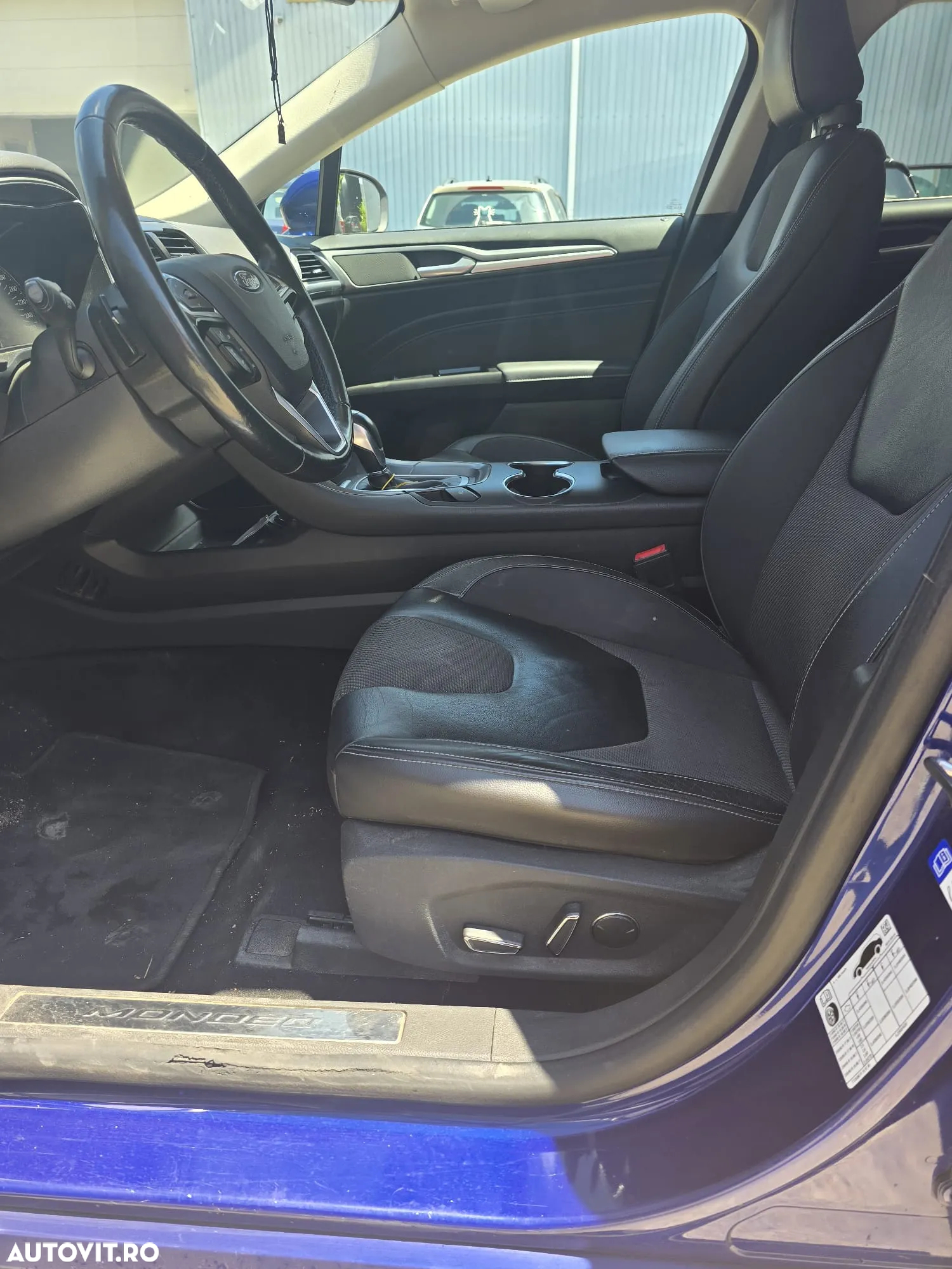 Ford Mondeo 2.0 TDCi Powershift Titanium - 4