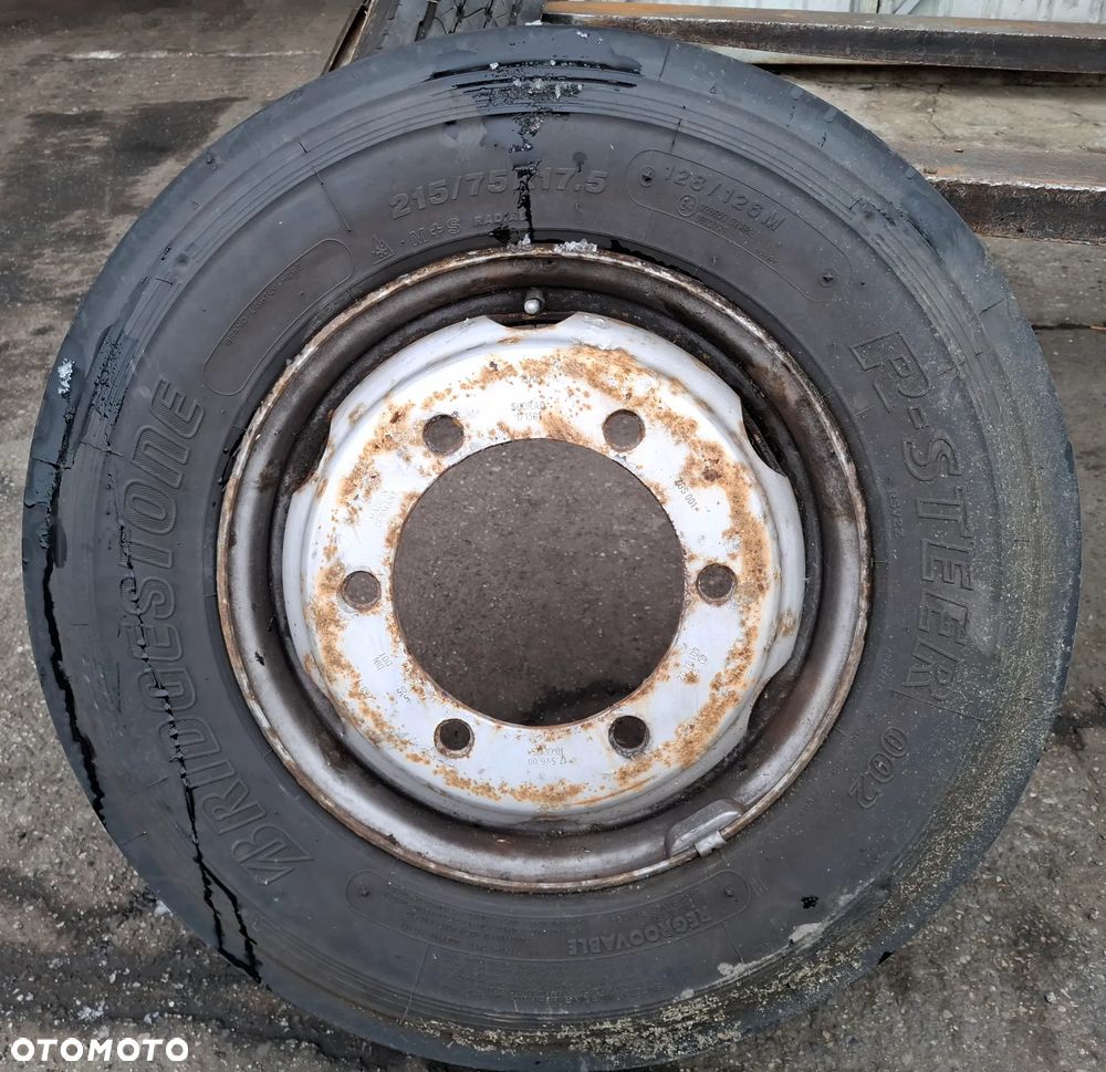 Felga z oponą Bridgestone R-STEER 002 rozmiar 215/75 R17.5 - 1