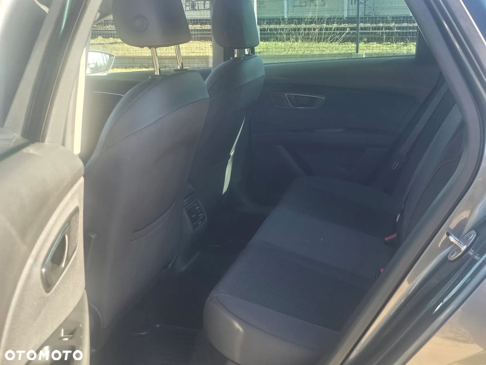 Seat Leon Sportstourer 2.0 TDI Start&Stop FR - 12