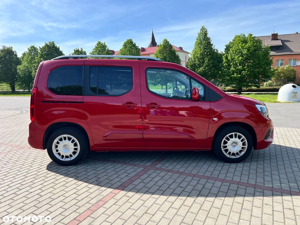 Opel Combo 1.2 Turbo Elite S&S - 4