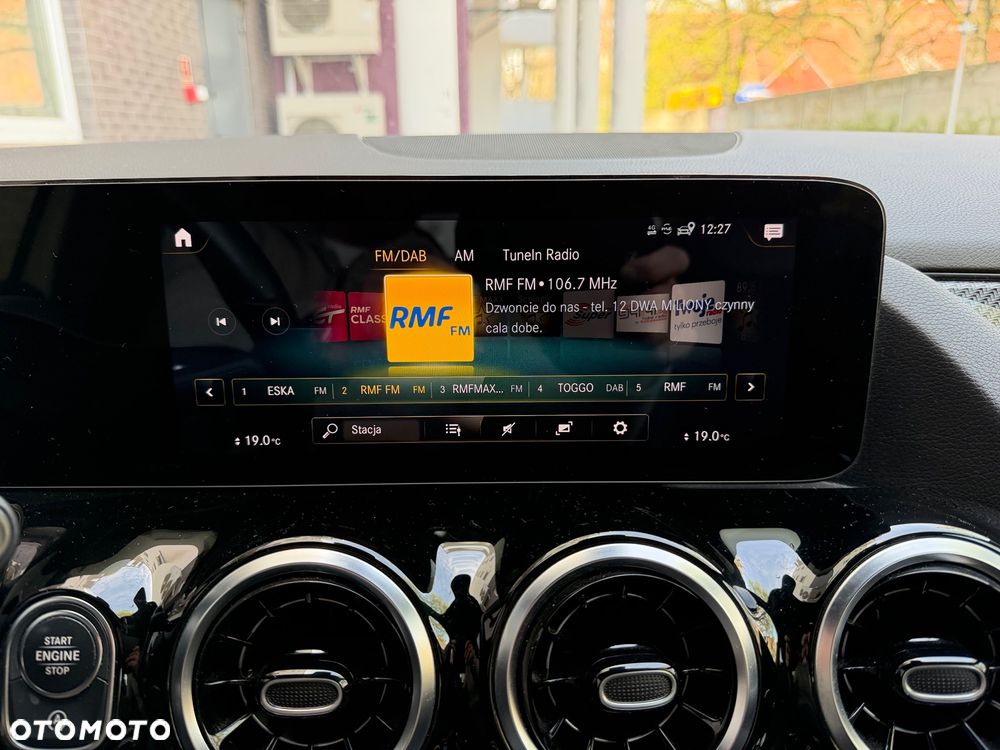 Mercedes-Benz GLA 200 AMG Line - 22