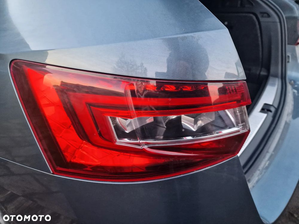 Lampa lewy tył skoda  superb  III  kombi - 1