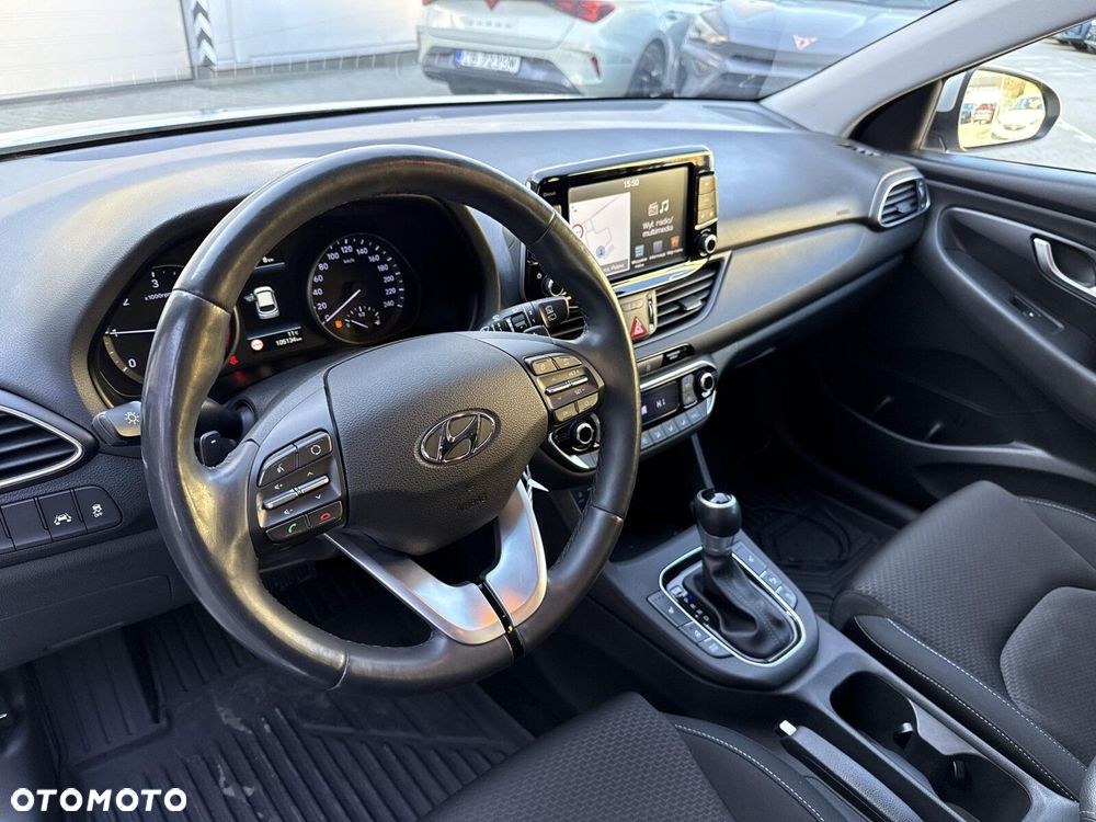 Hyundai i30 1.6 D Style DCT - 9