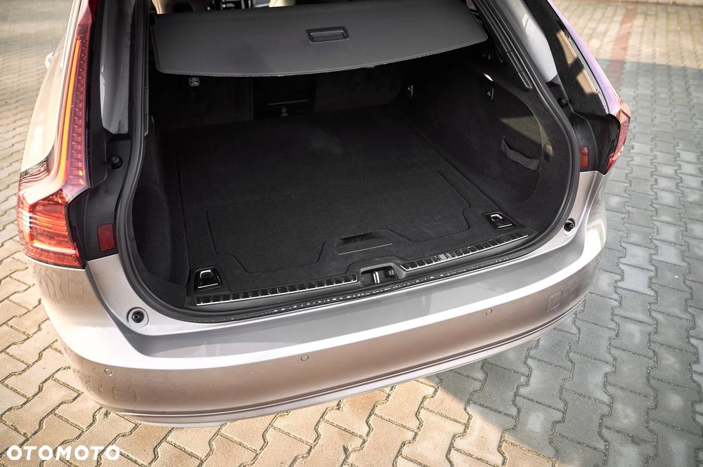 Volvo V90 B4 B Geartronic Momentum Pro - 21