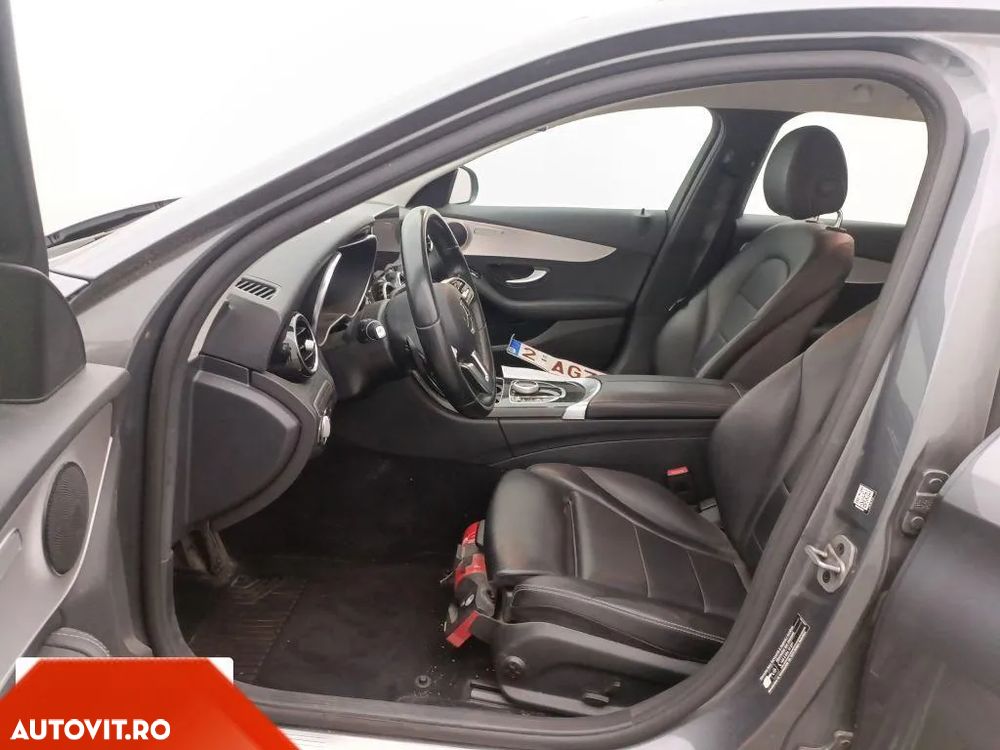 Mercedes-Benz C ver-300-de-4matic-t-9g--tronic - 7