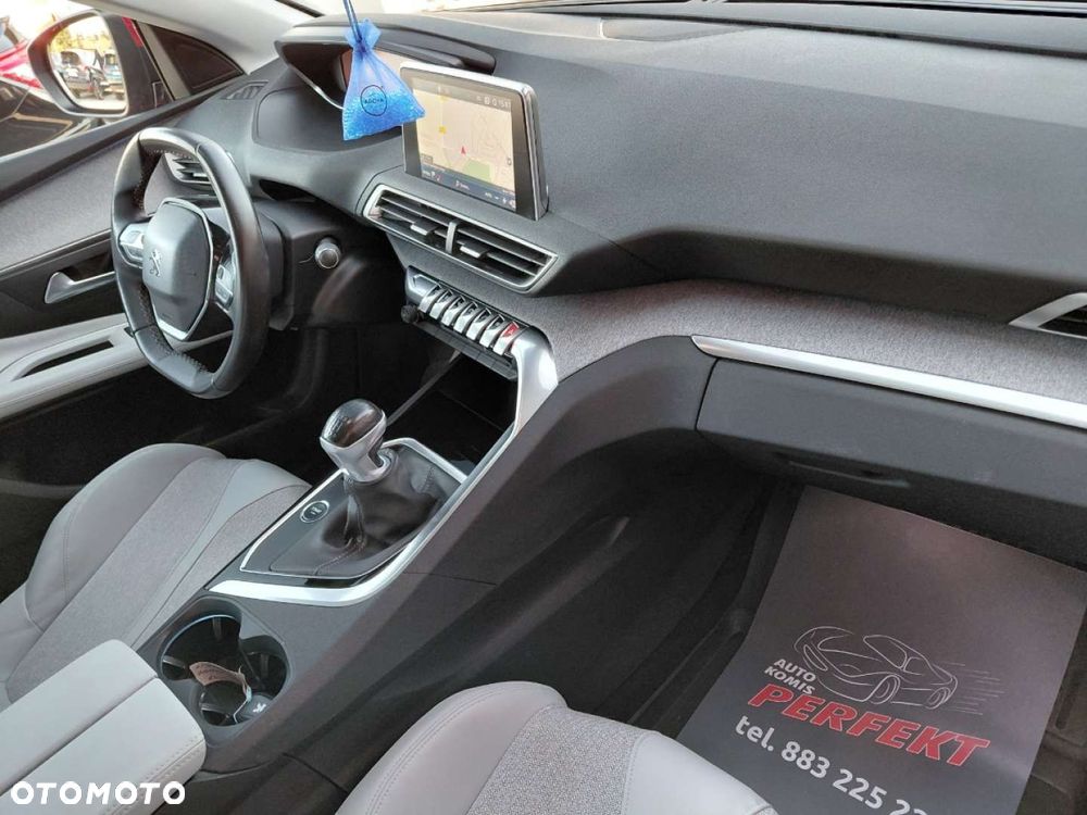 Peugeot 3008 - 17