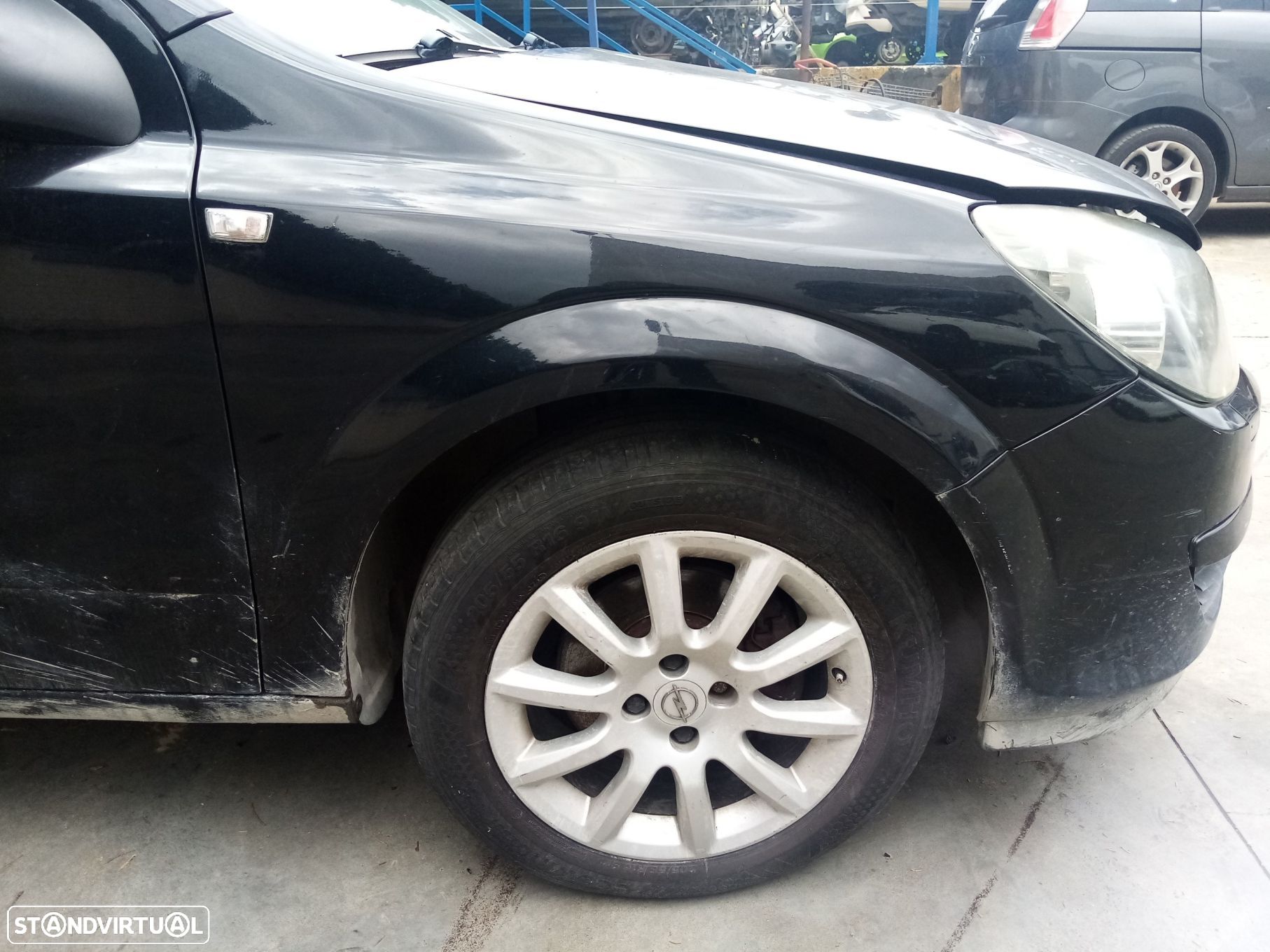 Guarda-lamas direito OPEL Astra H Hatchback (L48) - 1