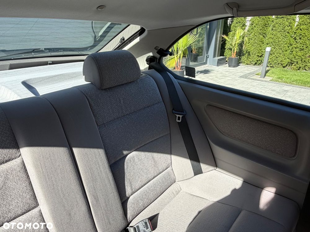 BMW Seria 3 - 22