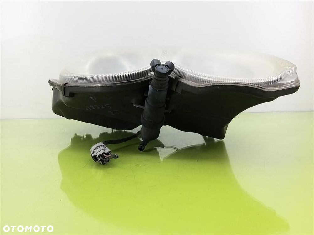 Reflektor lampa przód prawa SPRYSKIWACZ Chrysler 300M 1998-2004 R - 6