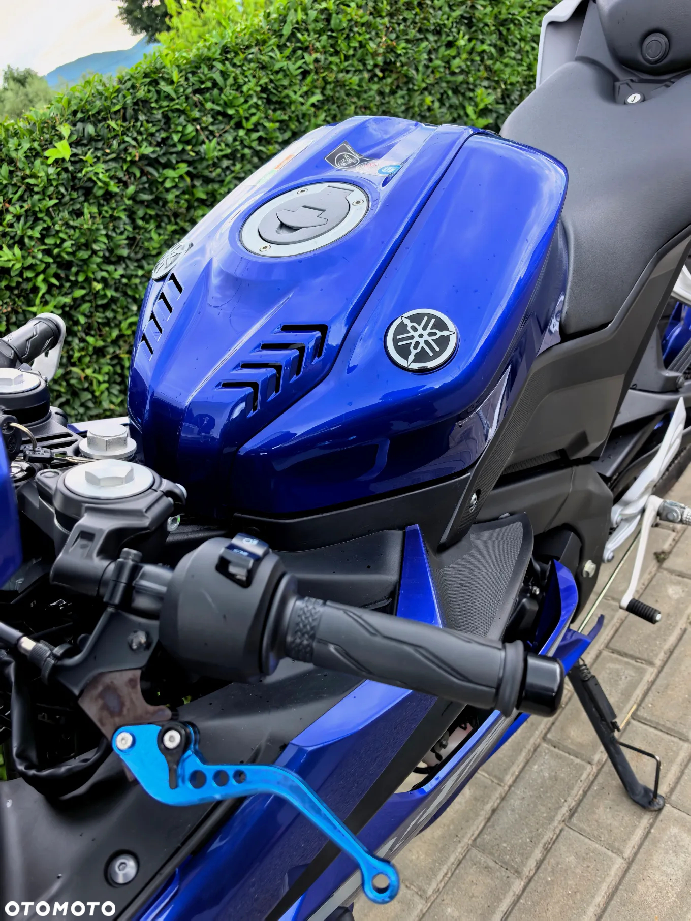 Yamaha YZF - 11