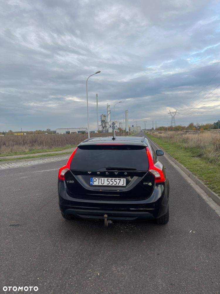 Volvo V60 DRIVe Momentum - 5