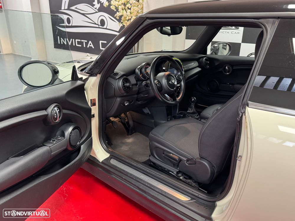 MINI 3 Portas Cooper D Metropolitan - 14