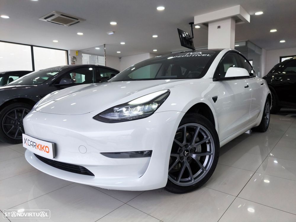 Tesla Model 3 Long Range Tração Traseira - 2