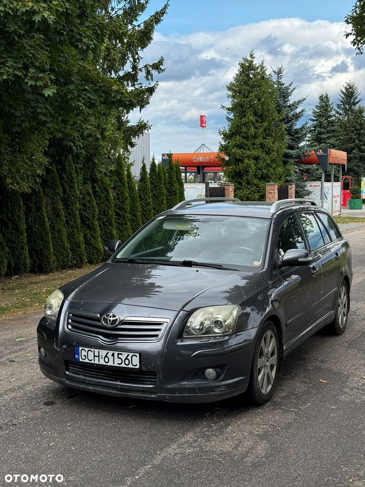 Toyota Avensis 2.0 D-4D - 1