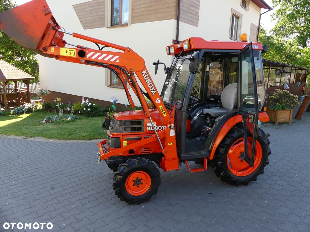 Kubota ST 30*30KM*4X4*2000r.* TUR - 19