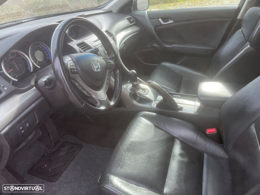 Honda Accord Tourer 2.2 i-DTEC Executive Advance Automatic - 6