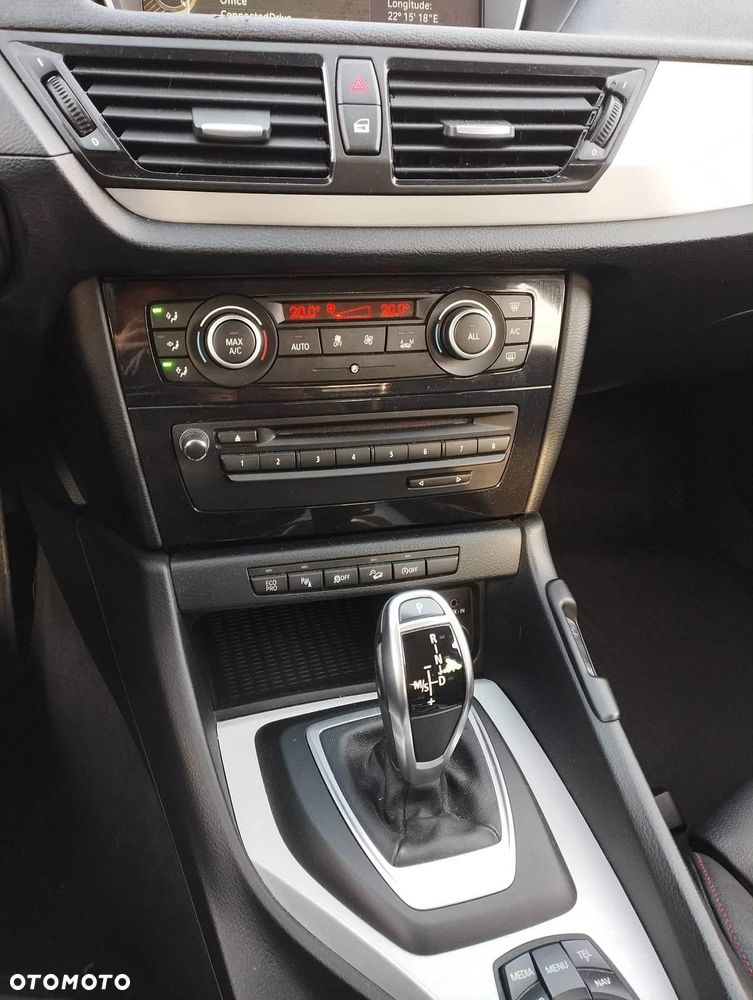 BMW X1 xDrive20d - 8