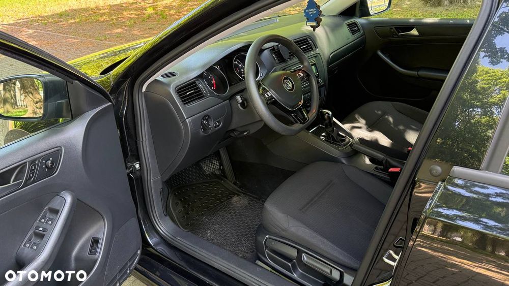 Volkswagen Jetta 2.0 Base - 8
