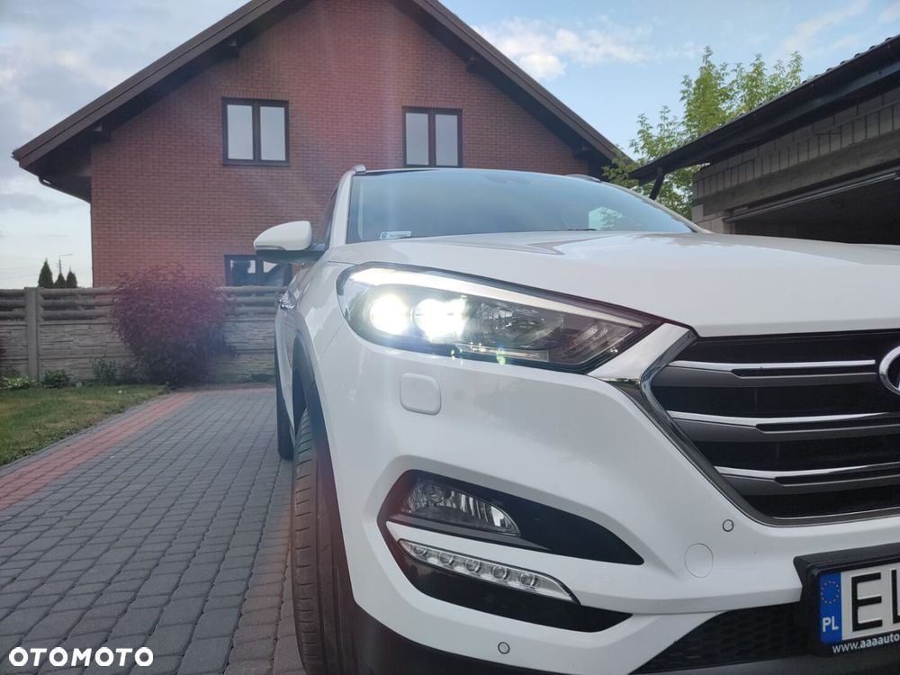 Hyundai Tucson - 2