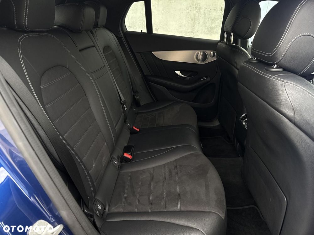 Mercedes-Benz GLC - 24