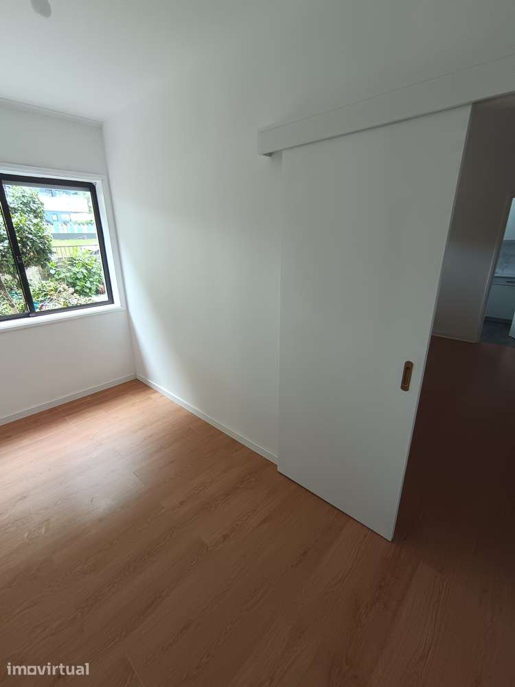 Apartamento T2 convertido - Senhora da Hora, Circunvalação - Grande imagem: 5/13