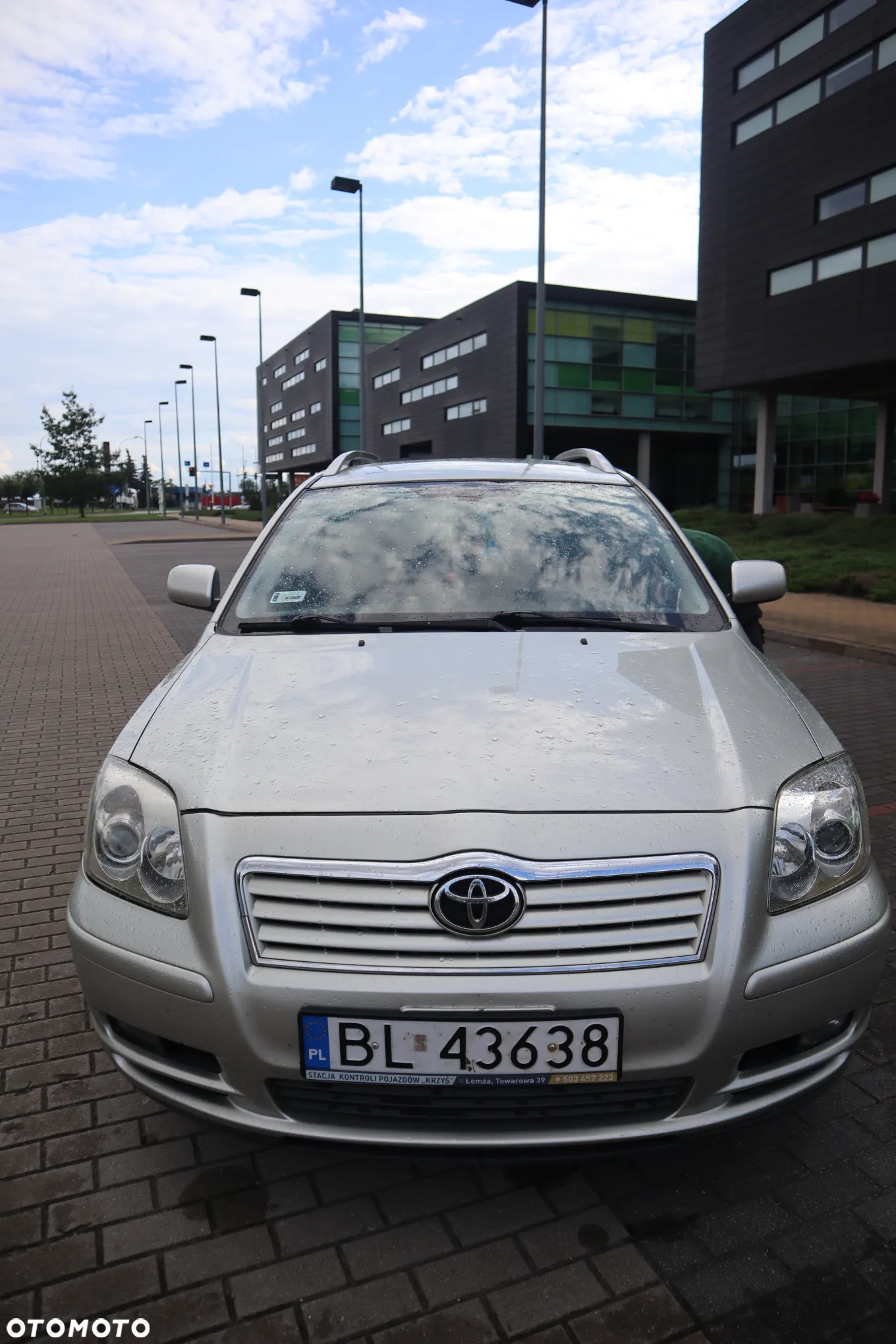 Toyota Avensis 2.0 D-4D Combi - 3