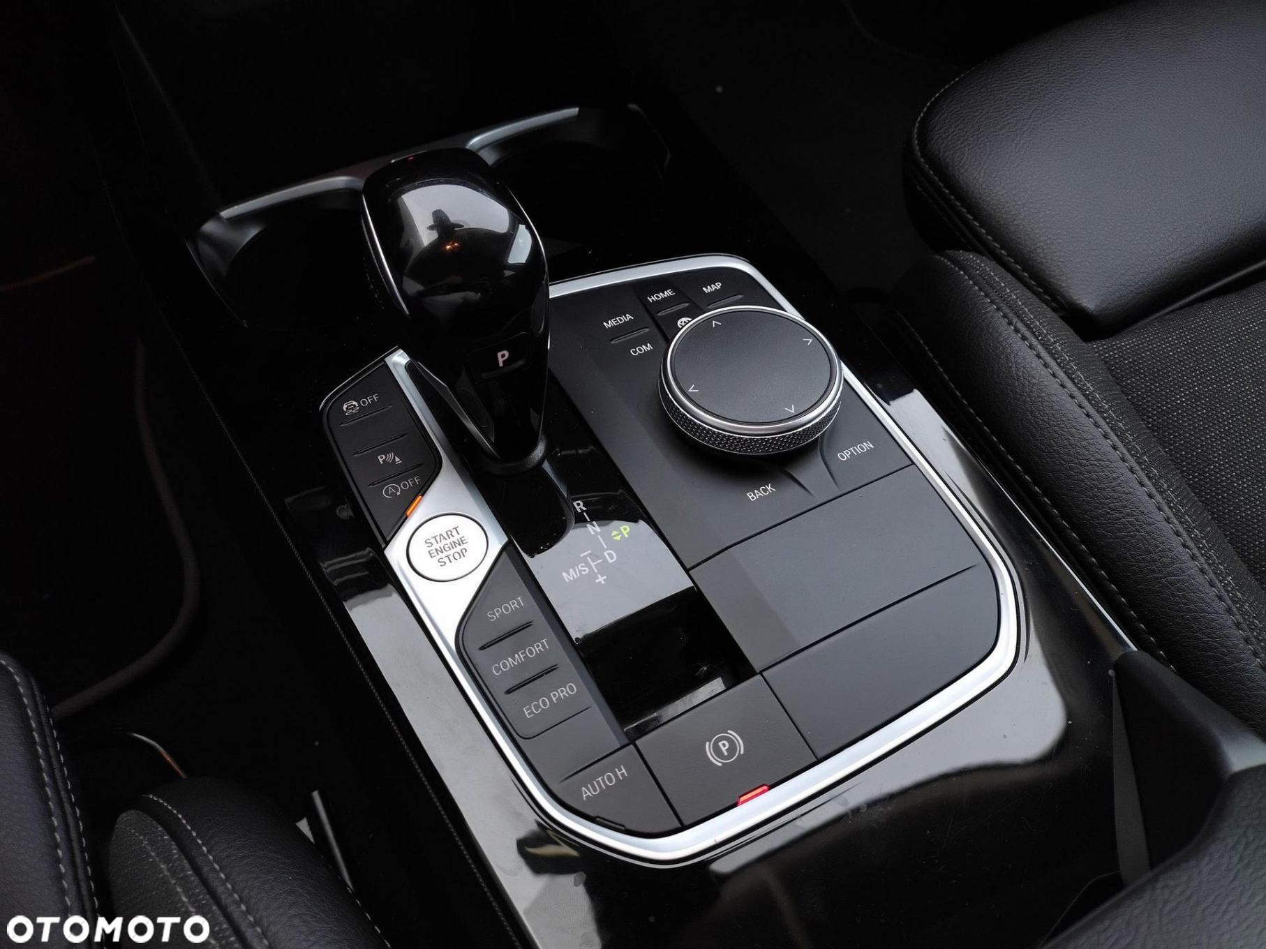 BMW Seria 2 218i - 16