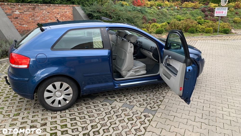 Audi A3 2.0T FSI Ambiente S tronic - 24