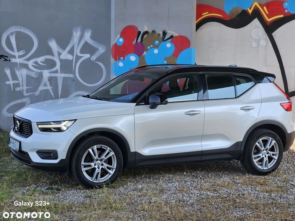 Volvo XC 40 T5 AWD R-Design - 3