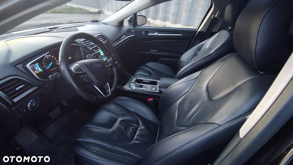 Ford Mondeo 2.0 Hybrid Trend - 19