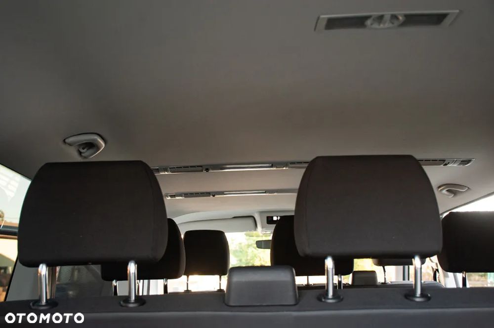 Volkswagen Caravelle 2.0 TDI L2 Trendline - 13