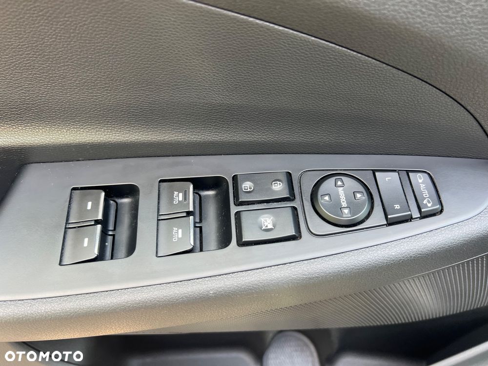 Hyundai Tucson 1.6 CRDi Style 2WD - 23