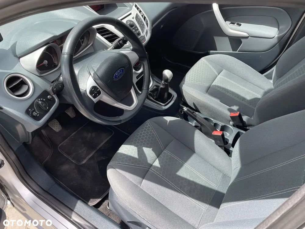 Ford Fiesta 1.4 TDCi Titanium - 10