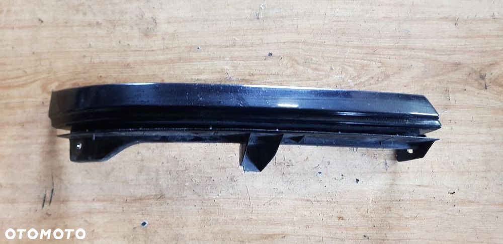 OPEL ZAFIRA A LISTWA POD LAMPĘ PRAWY PRZÓD 090580652 - 1