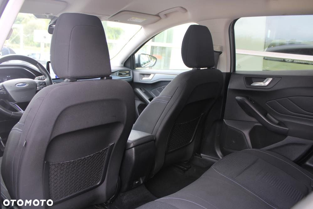 Ford Focus - 11