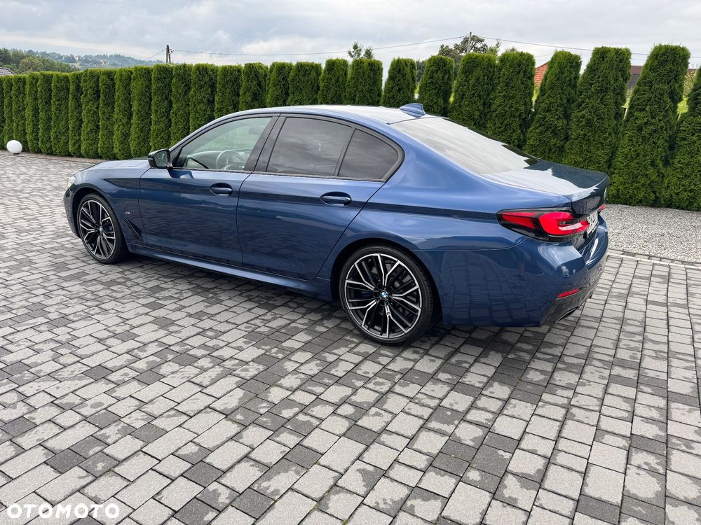 BMW Seria 5 540i xDrive mHEV M Sport sport - 14