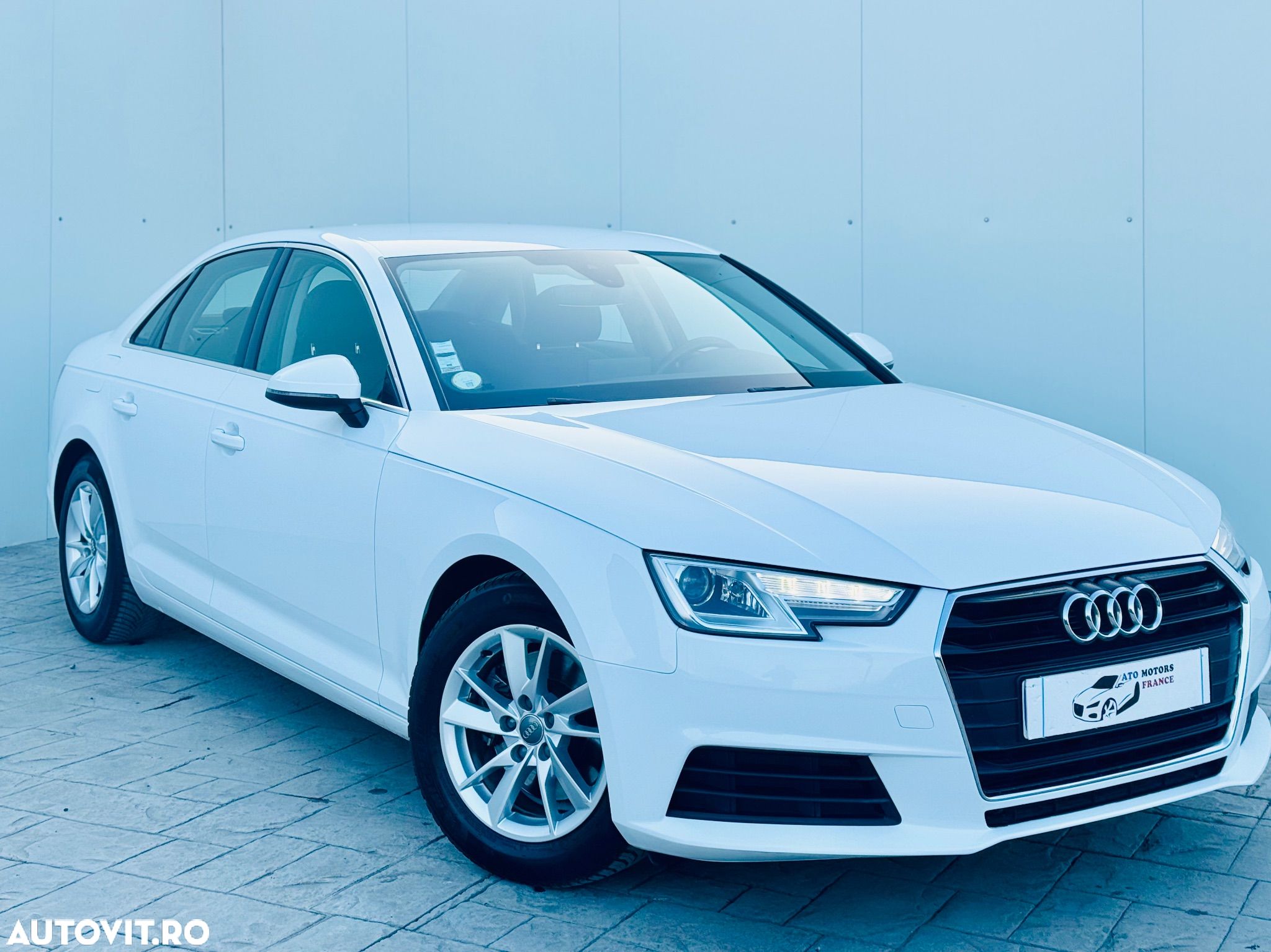 Audi A4 2.0 TDI DPF clean diesel multitronic Ambition - 1