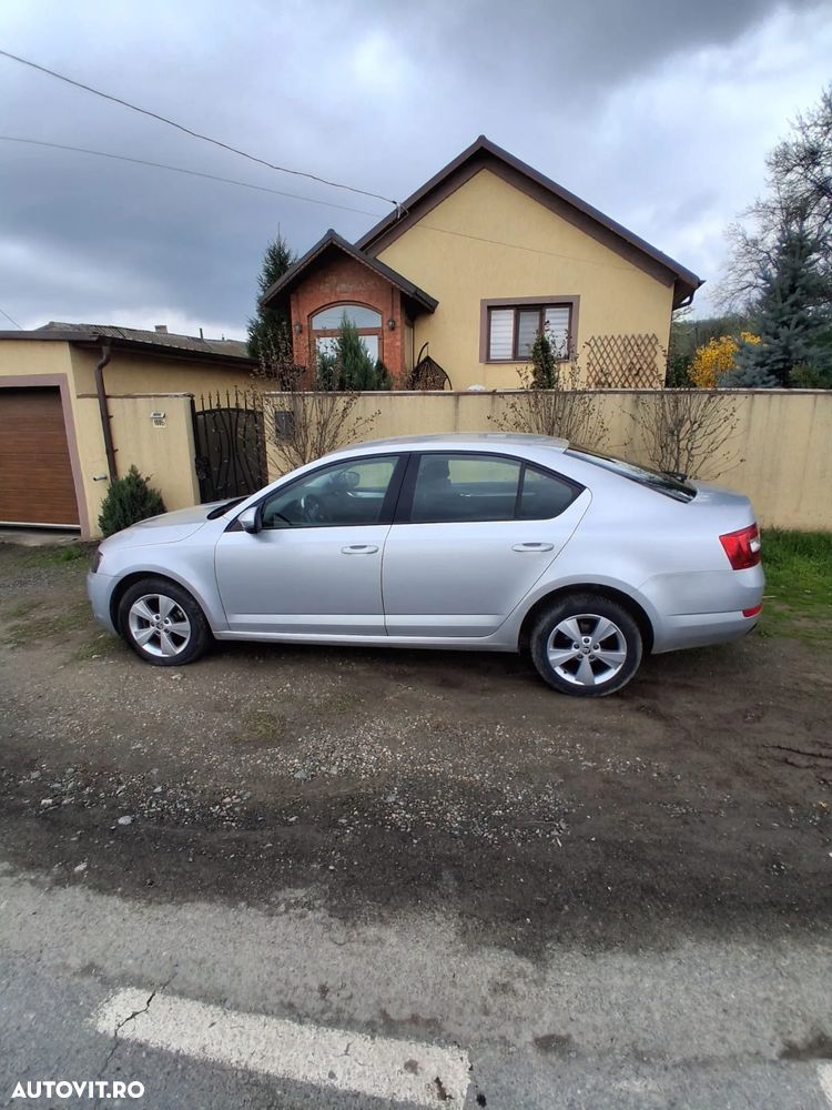 Skoda Octavia 1.6 TDI Active - 6
