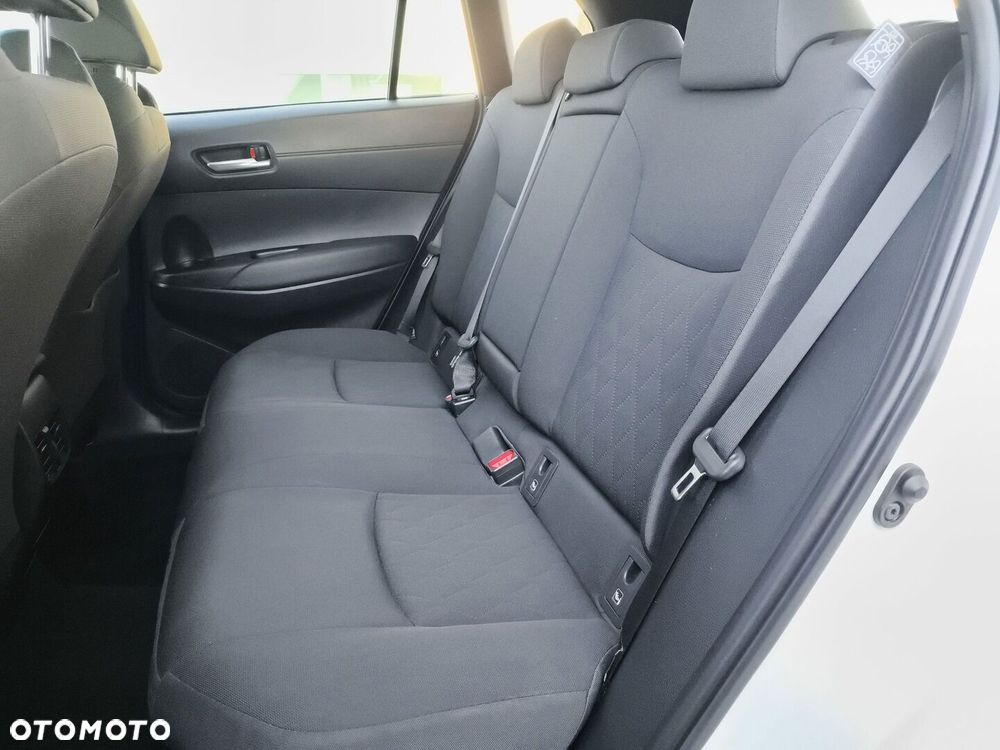 Toyota Corolla Cross - 14