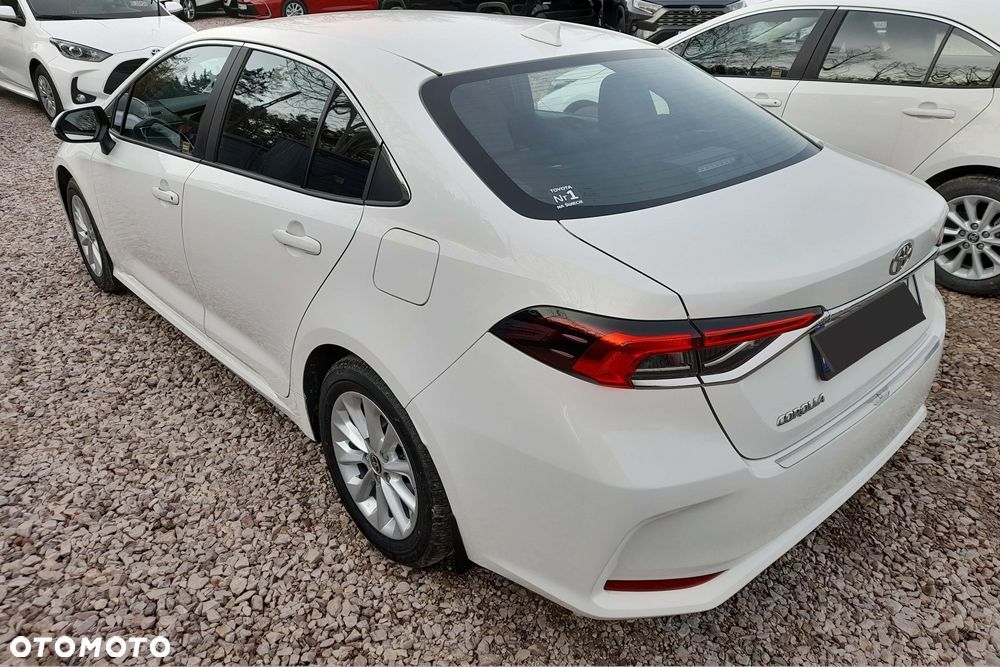 Toyota Corolla 1.8 Hybrid Comfort - 8