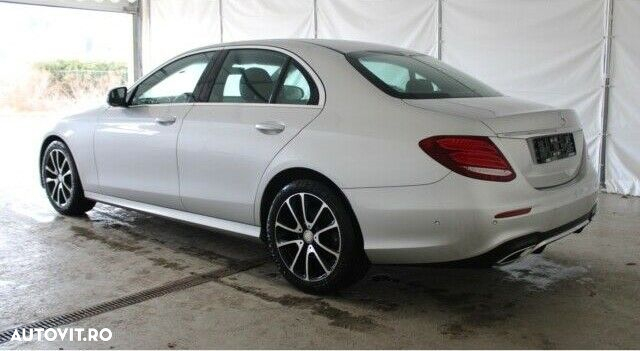 Mercedes-Benz E 200 d T 9G-TRONIC - 2