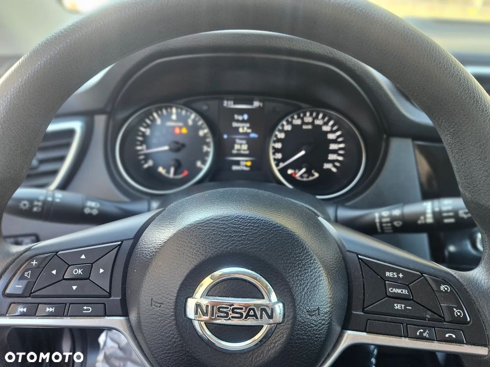 Nissan Qashqai - 12