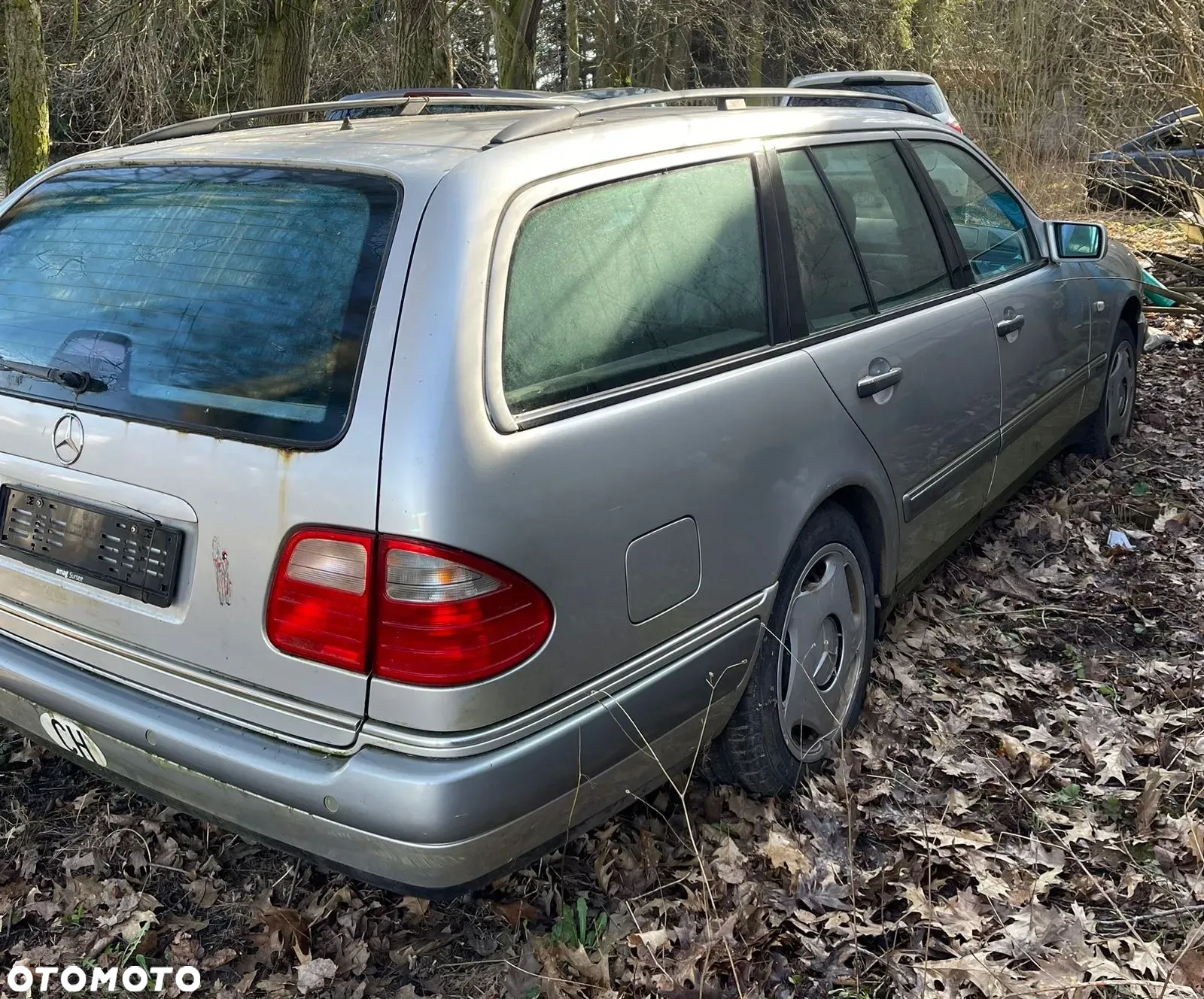 Mercedes-Benz Klasa E 320 T Classic - 3