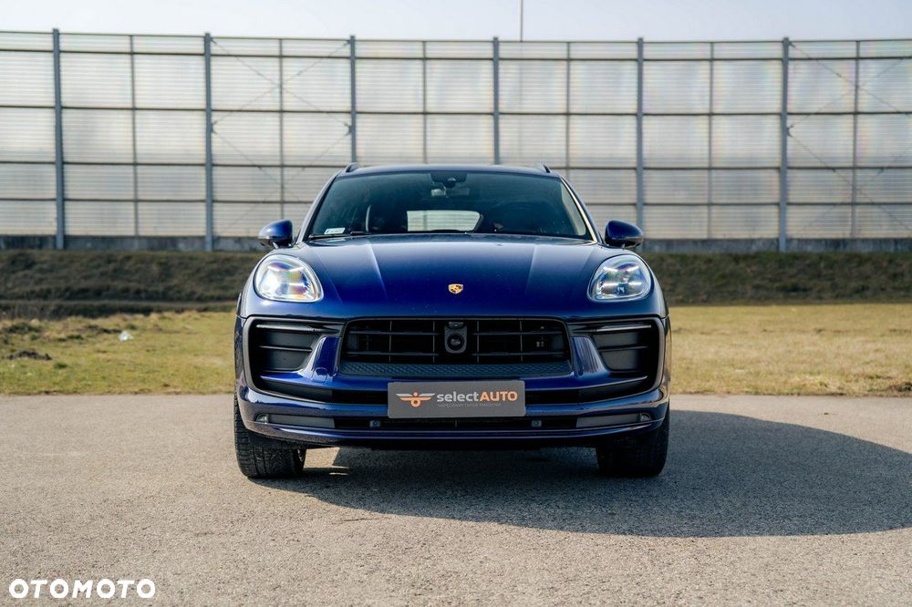 Porsche Macan Standard - 2