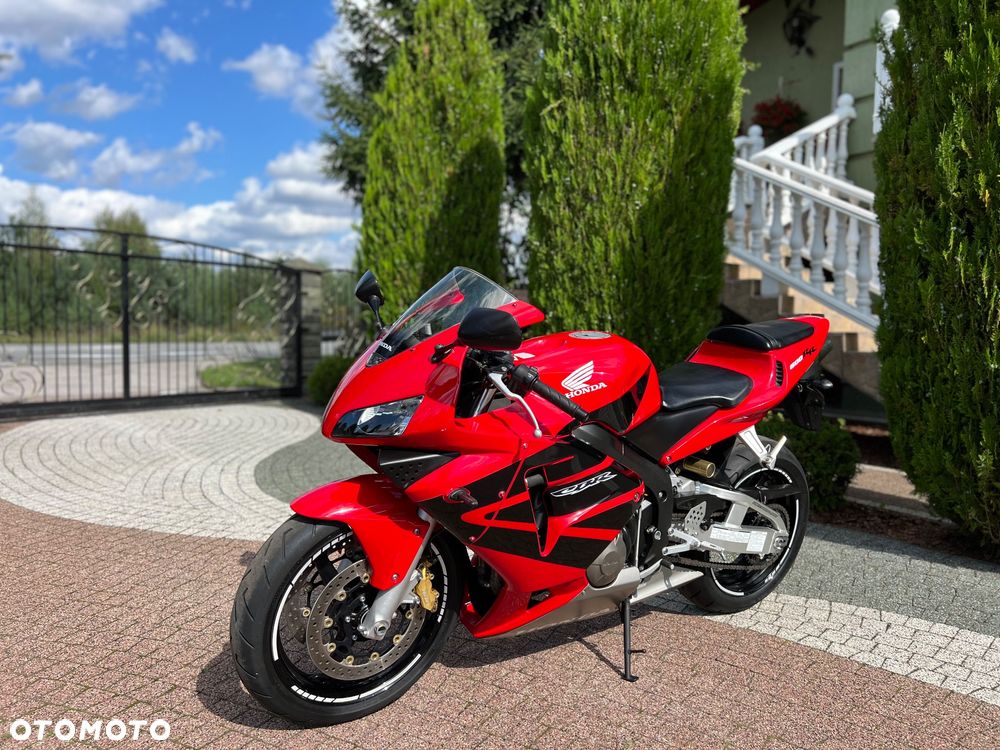 Honda CBR - 26