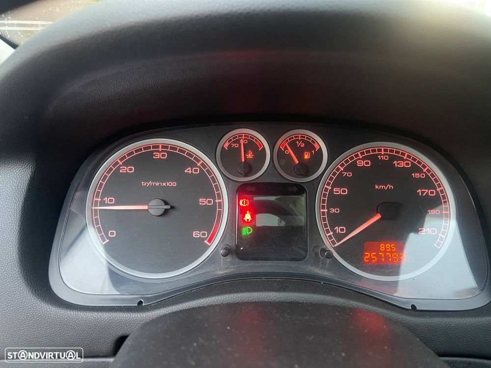 Peugeot 307 SW 2.0 HDi 136 Sport - 13