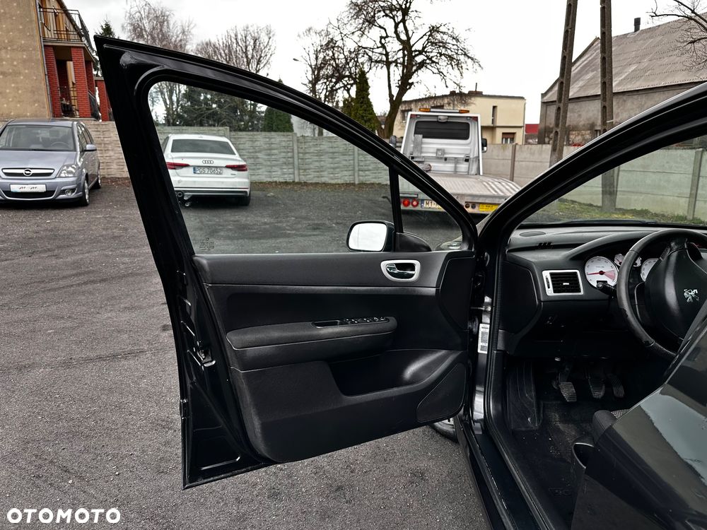 Peugeot 307 SW 110 OXYGO - 11