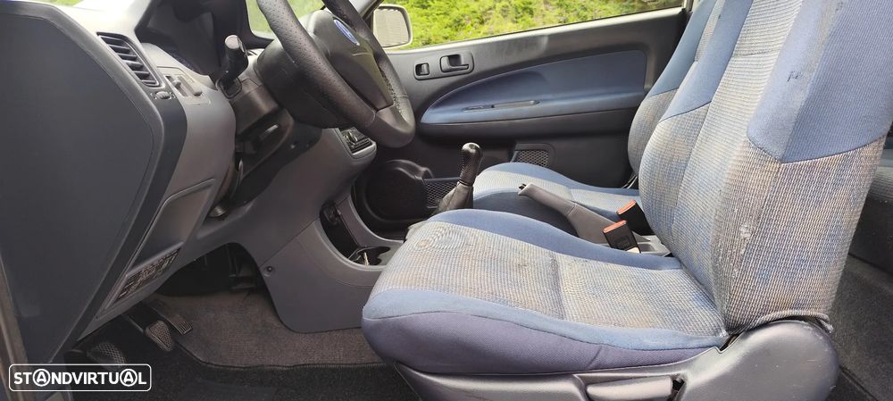 Honda HR-V 1.6 LS - 11