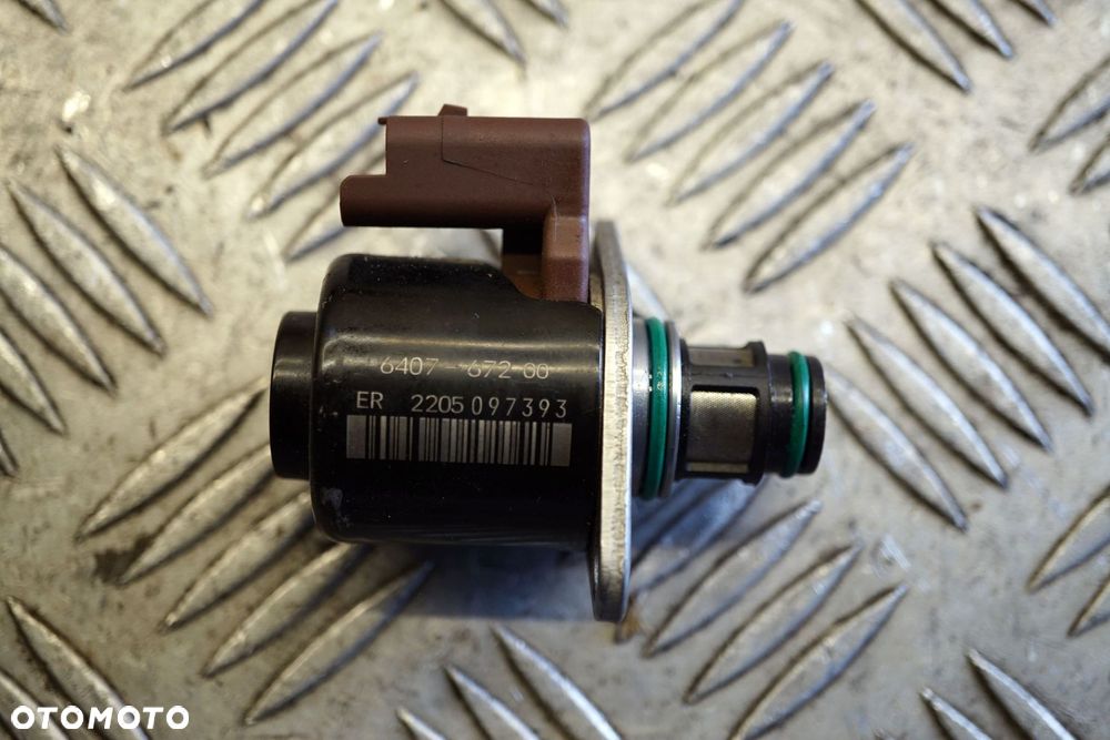 ELEKTROZAWÓR  6407-67200 POMPY WTRYSKOWEJ DELPHI - 1